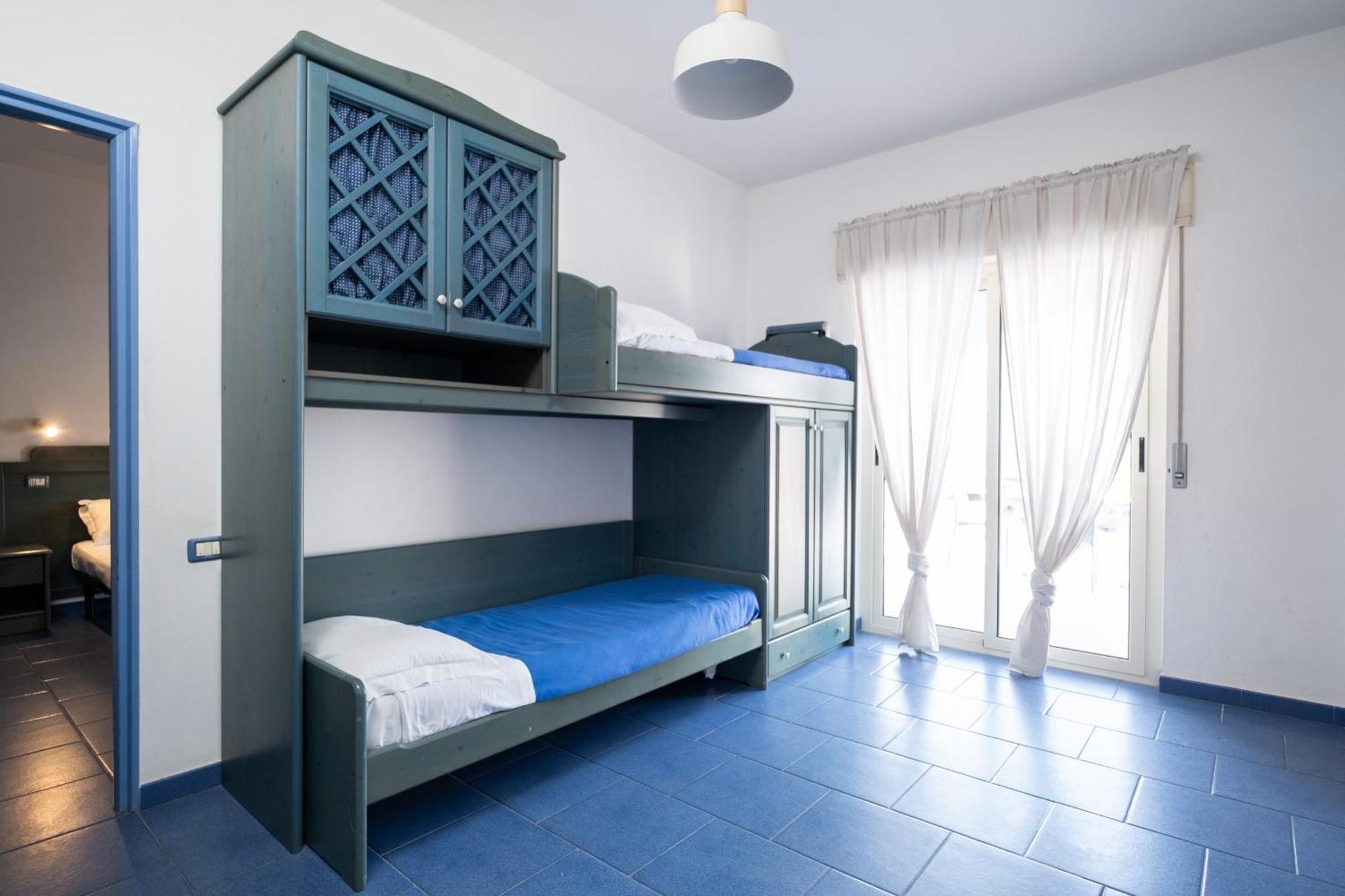 Aparthotel Oasi Azzurra Mesyna Zewnętrze zdjęcie