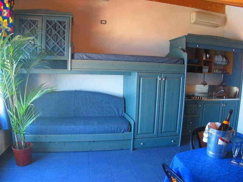 Aparthotel Oasi Azzurra Mesyna Zewnętrze zdjęcie